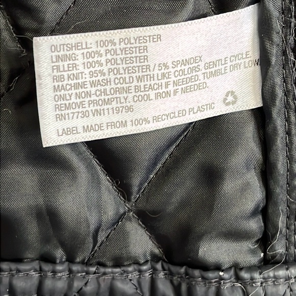 A New Day Black Quilted Jacket Pockets
Snaps Zipper Front Women Size Medium - Picture 8 of 11